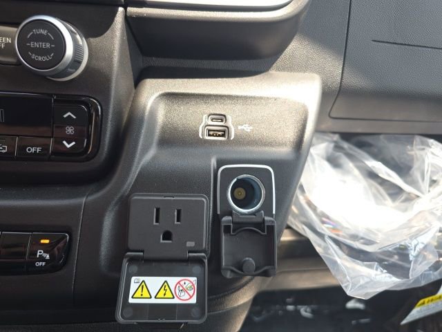New 2025 RAM ProMaster 2500 w/ Quick Order Package 22G SLT image 23