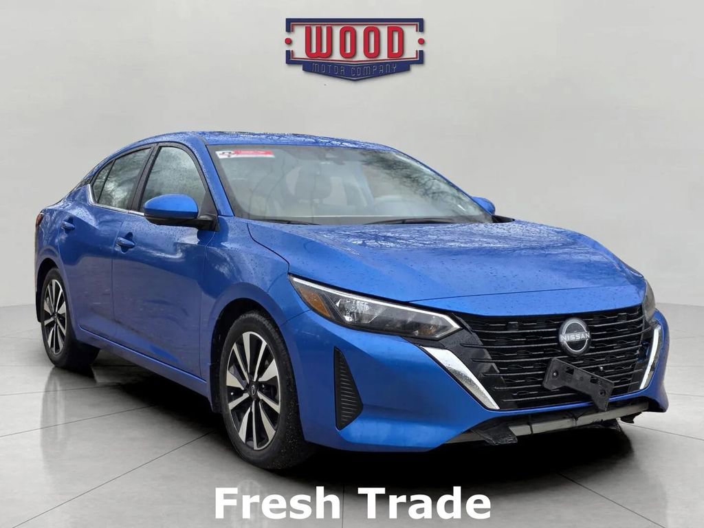 Used 2025 Nissan Sentra SV w/ SV Premium Package FWD image 1