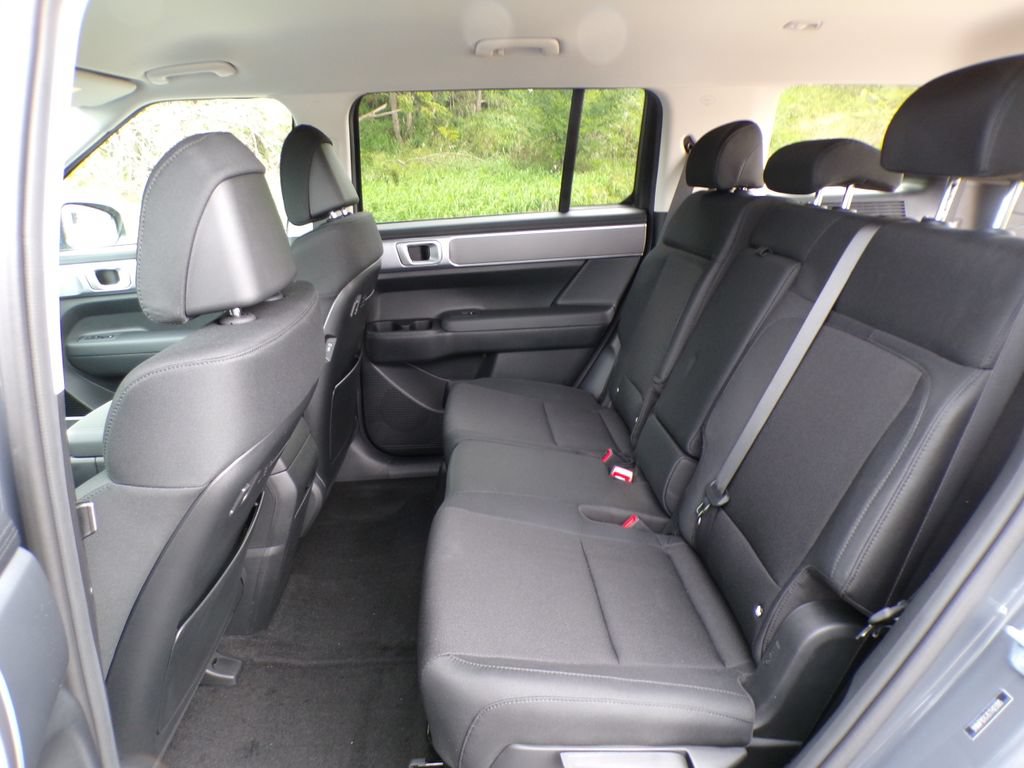 New 2026 Hyundai Santa Fe SE AWD/4WD image 17