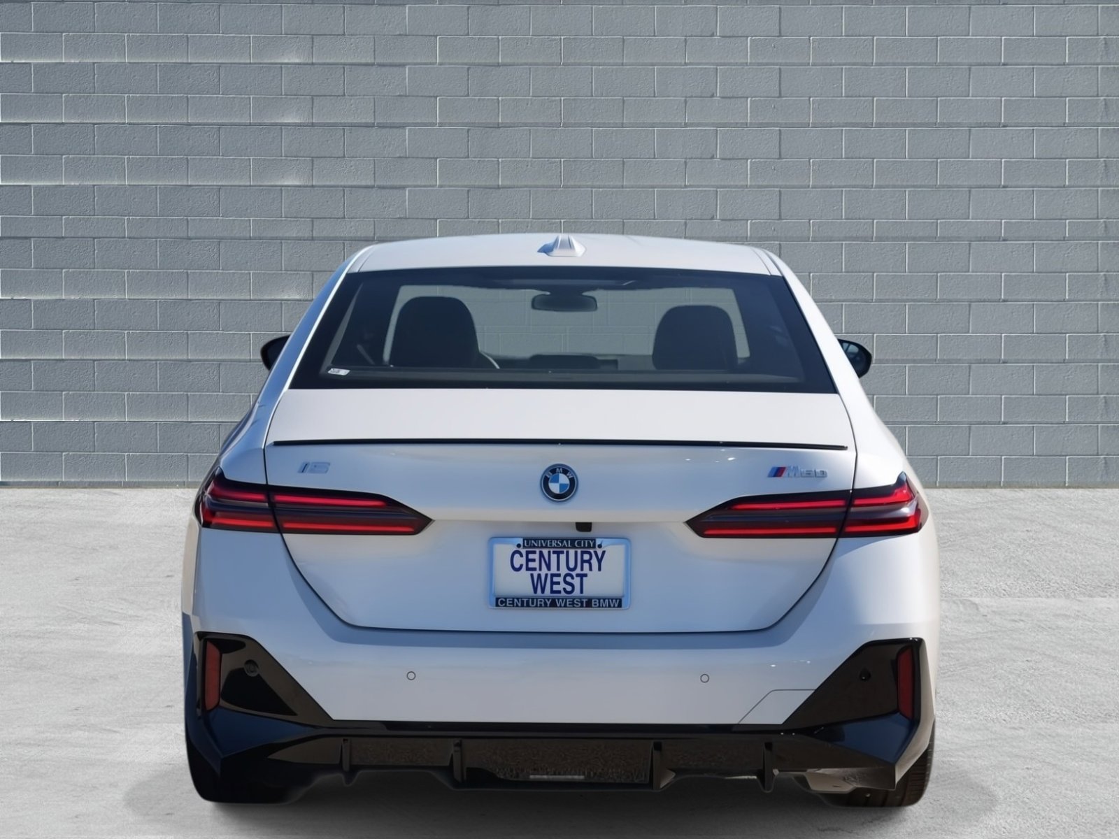 New 2025 BMW i5 M60 w/ Premium Package image 4