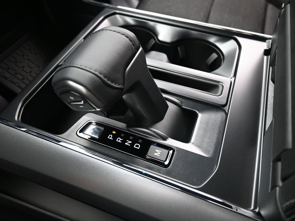 New 2025 Ford F150 XLT w/ Equipment Group 302A MID image 17