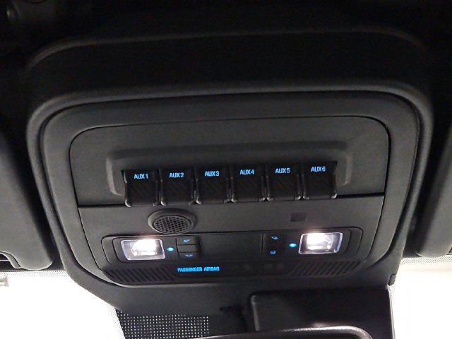 Certified 2024 Ford Bronco Everglades AWD/4WD image 3