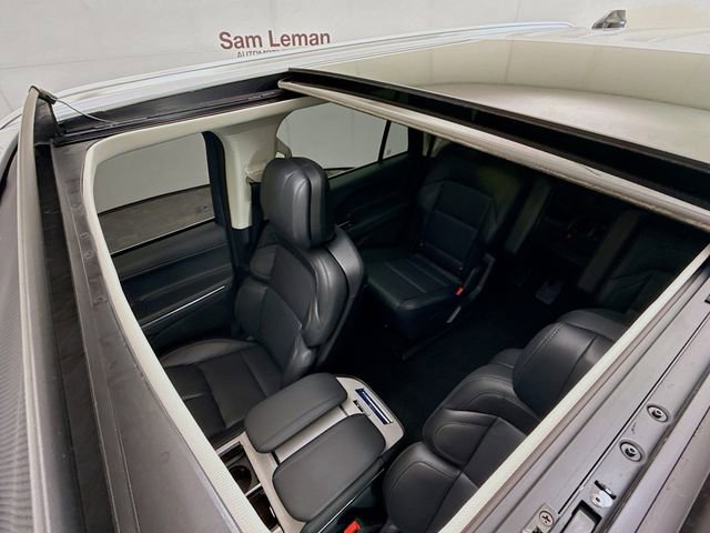 Used 2025 Lincoln Navigator Reserve image 23