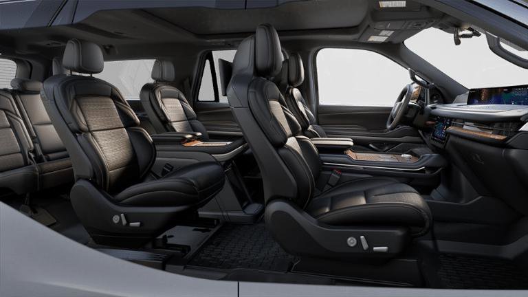 New 2025 Lincoln Navigator L Black Label AWD/4WD image 6