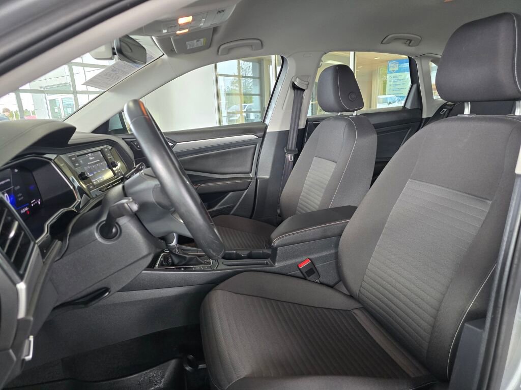 Used 2024 Volkswagen Jetta S image 20