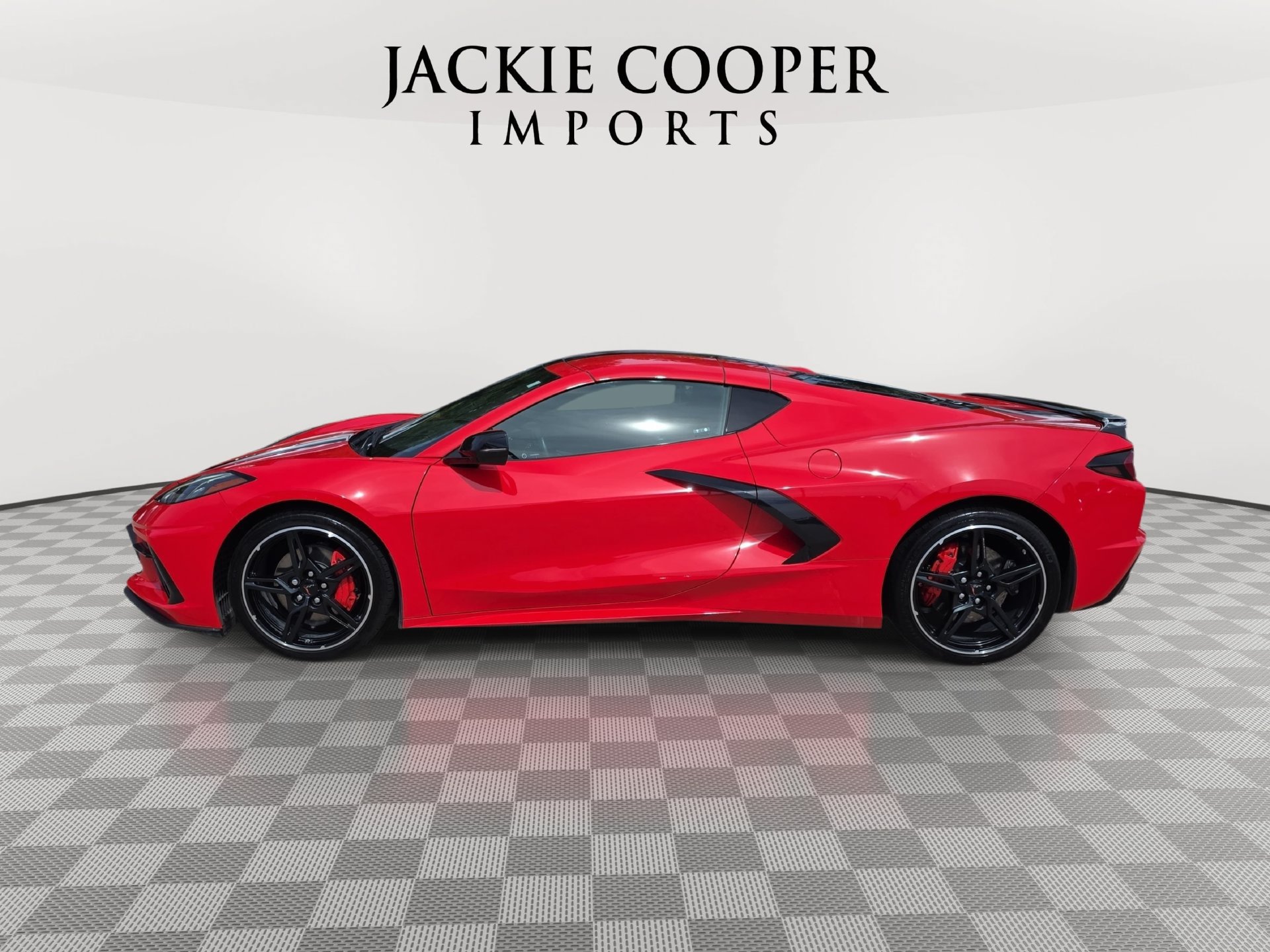 Used 2024 Chevrolet Corvette Stingray Coupe w/ 1LT RWD image 8