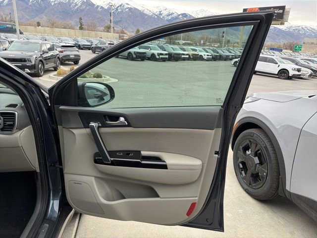 Used 2019 Kia Sportage SX image 32