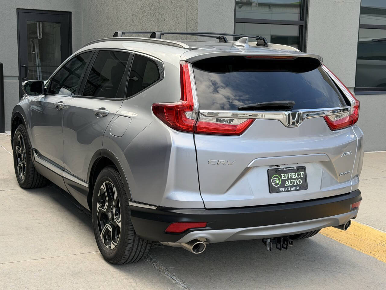 Used 2019 Honda CR-V Touring image 8
