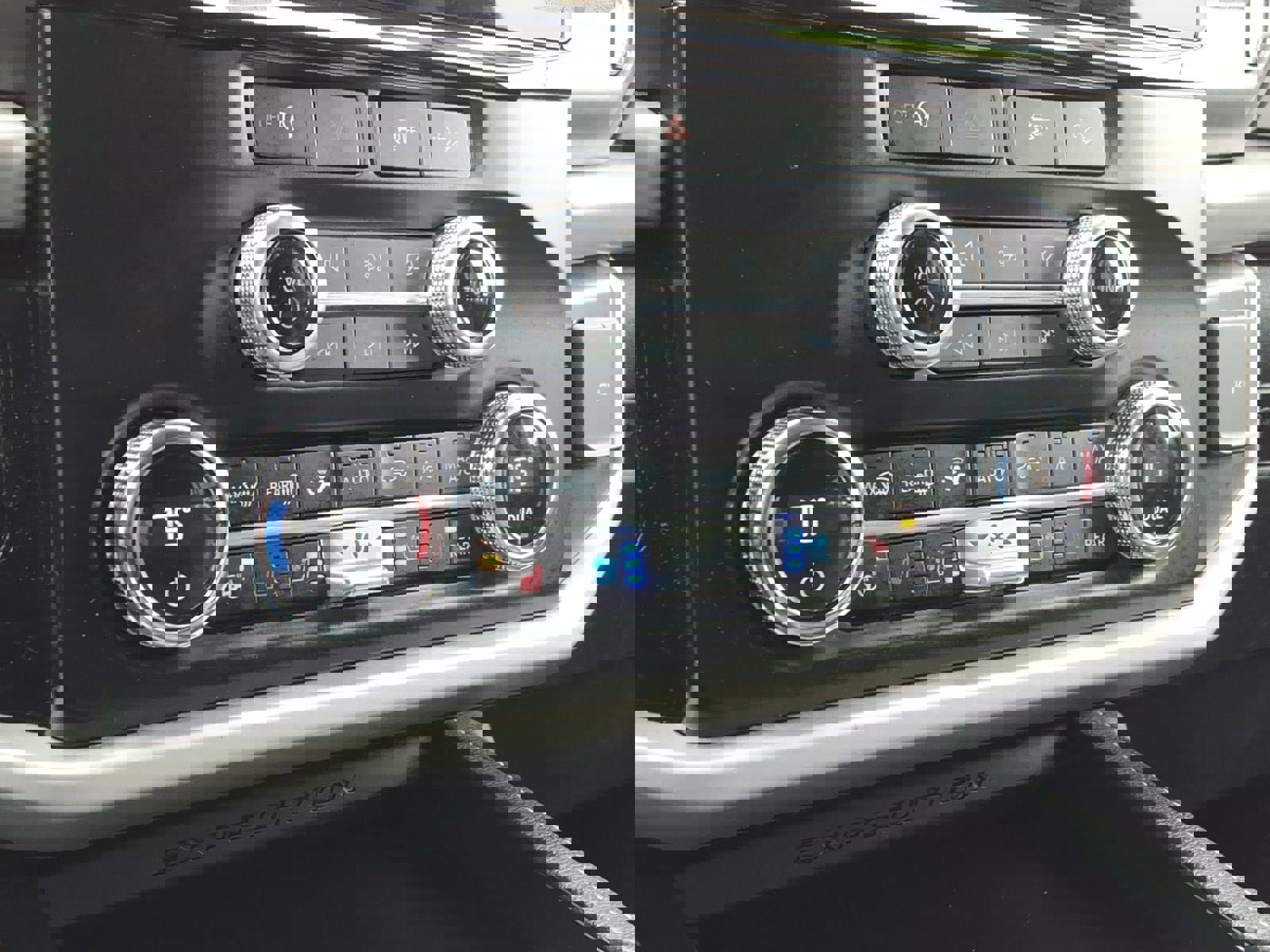 Used 2024 Ford Expedition XLT AWD/4WD image 21