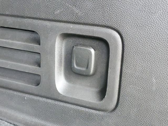 Used 2018 Chevrolet Traverse LT FWD image 9