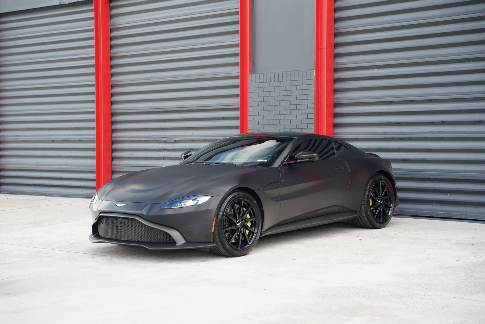 Used 2019 Aston Martin V8 Vantage Coupe