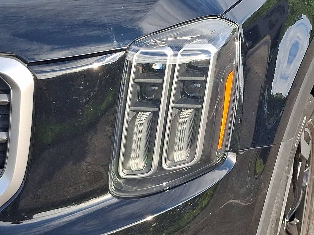 Used 2023 Kia Telluride S AWD/4WD image 9
