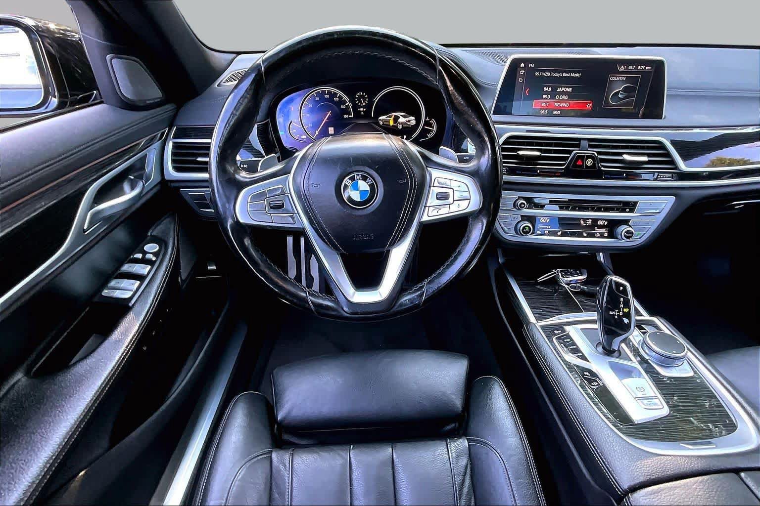 Used 2019 BMW 740i xDrive w/ M Sport Package AWD/4WD image 6