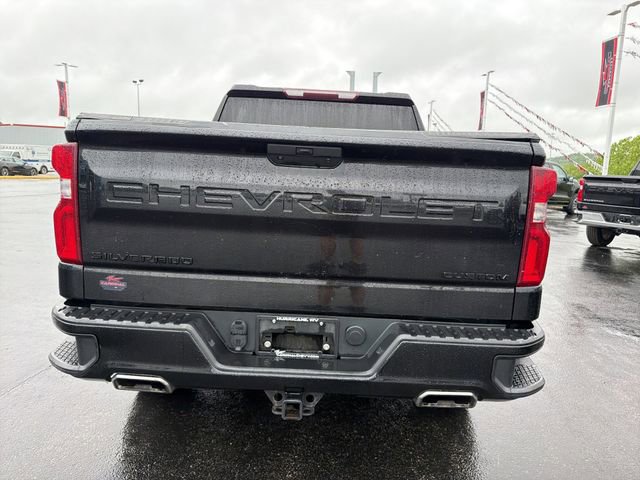 Used 2021 Chevrolet Silverado 1500 Custom Trail Boss w/ LPO, Dark Essentials Package AWD/4WD image 4
