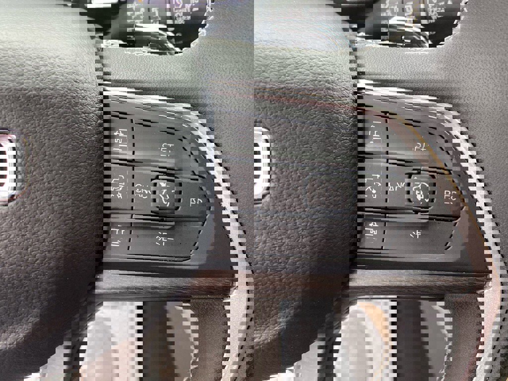 Used 2024 Jeep Grand Cherokee L Limited image 19