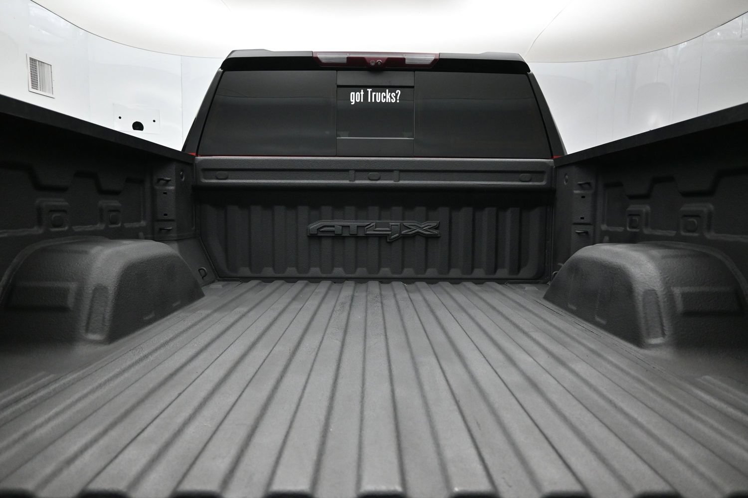 Used 2023 GMC Sierra 1500 AT4X AWD/4WD image 7