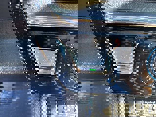 Certified 2025 GMC Sierra 3500 Denali w/ Denali Reserve Package image 28