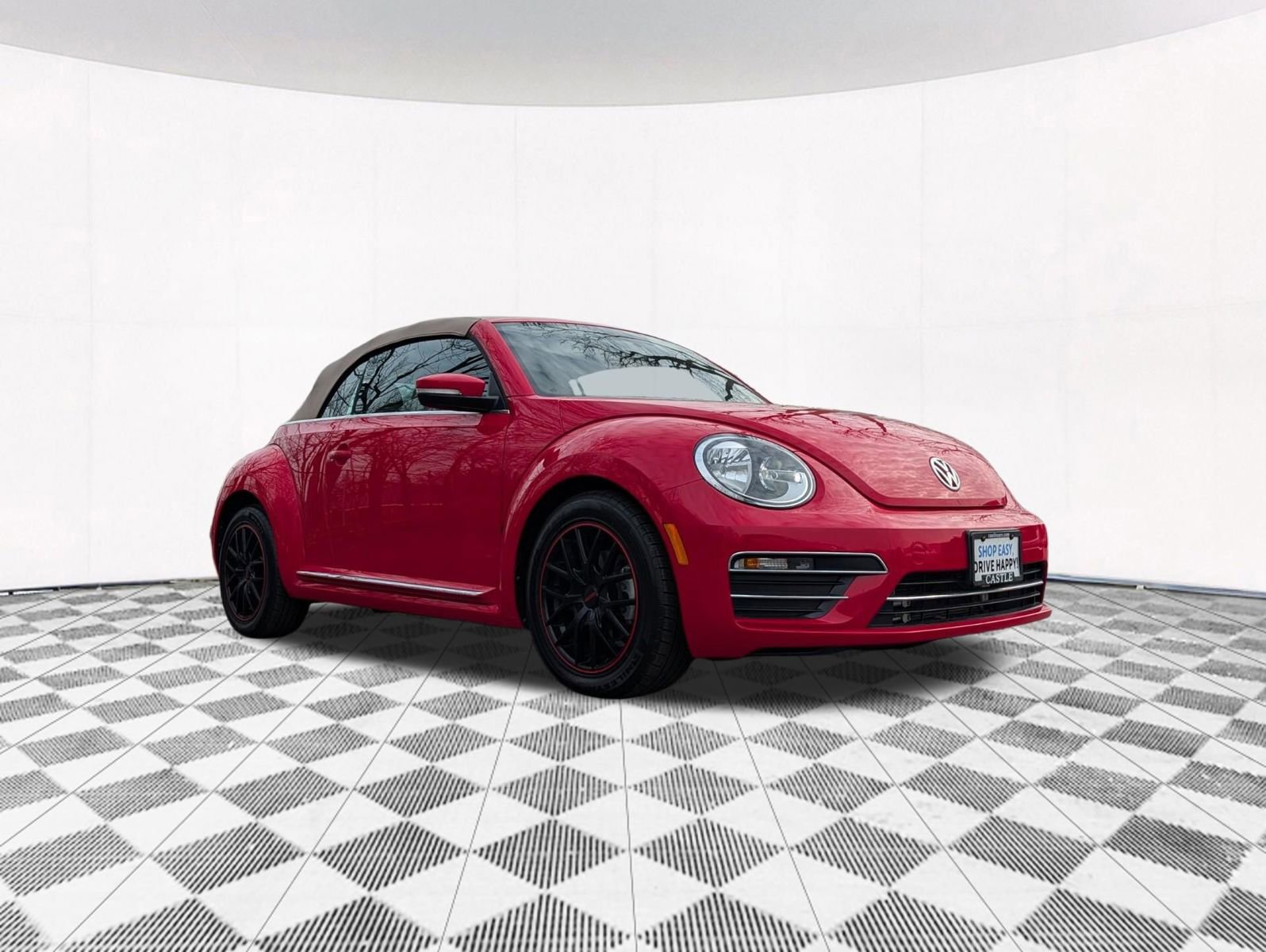 Used 2019 Volkswagen Beetle 2.0T image 13