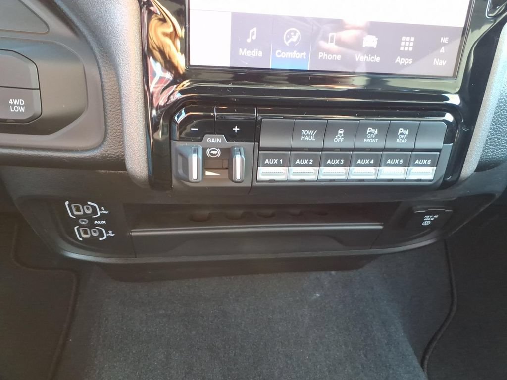 New 2026 RAM 2500 Tradesman AWD/4WD image 13