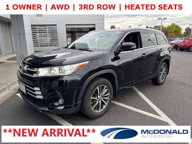 Used 2017 Toyota Highlander XLE image 1