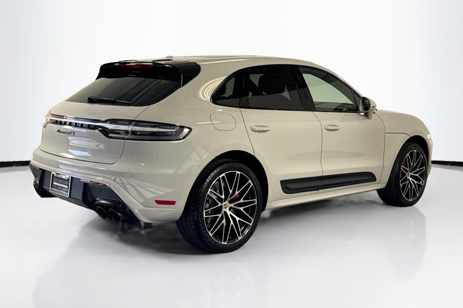 Used 2023 Porsche Macan GTS image 5