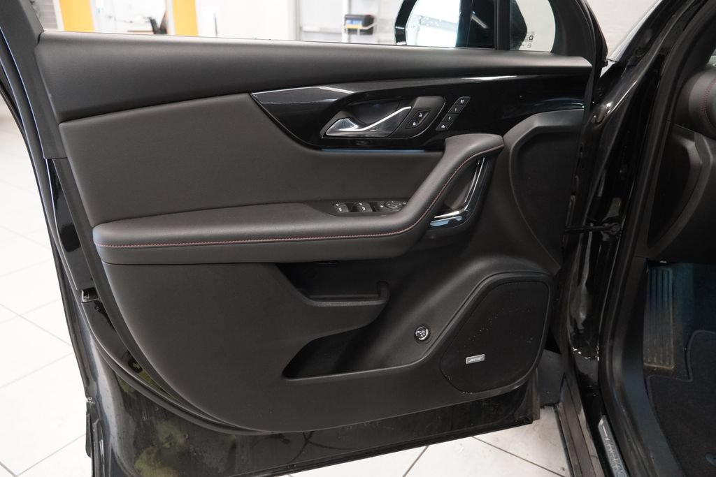 Used 2023 Chevrolet Blazer RS w/ Enhanced Convenience Package AWD/4WD image 18