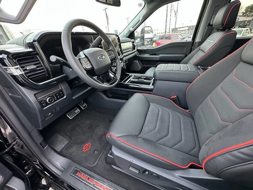 New 2026 Ford F250 Lariat w/ Black Appearance Package AWD/4WD image 16