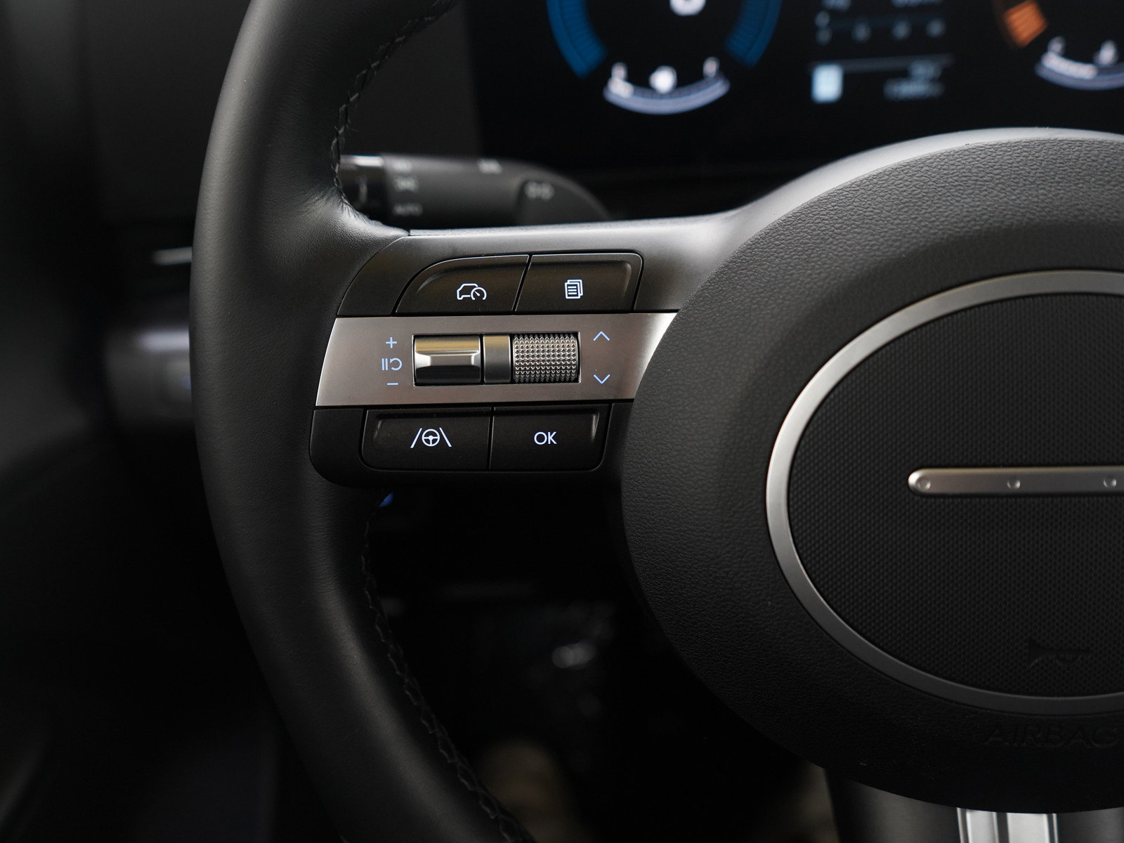 Used 2025 Hyundai Kona SEL image 25