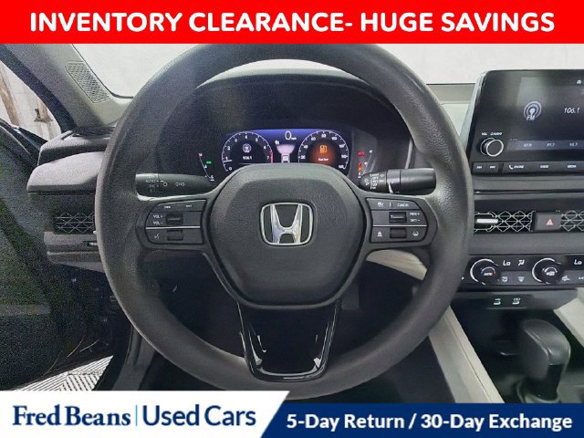 Used 2023 Honda Accord EX image 14