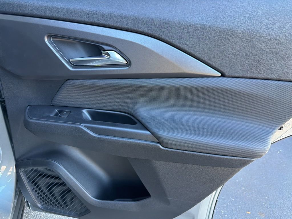 New 2026 Chevrolet Equinox EV LT image 37