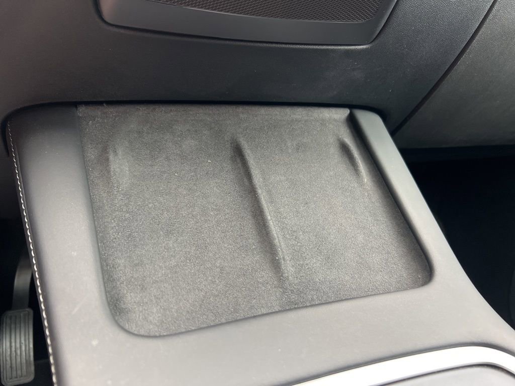 Used 2022 Tesla Model Y Long Range image 30