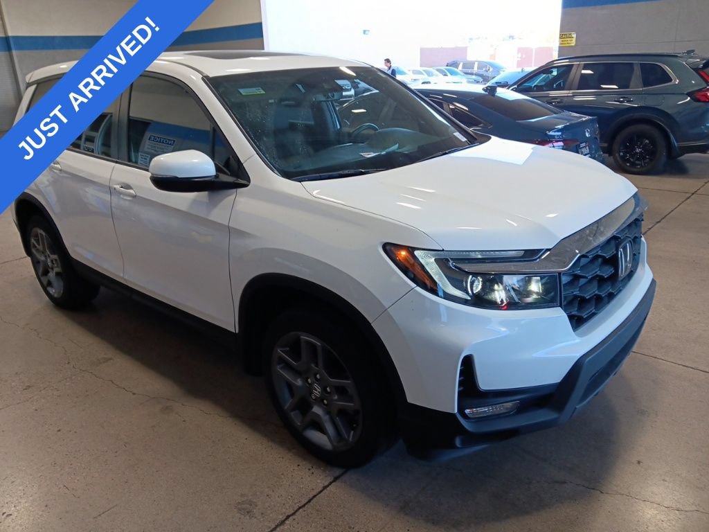 Used 2023 Honda Passport EX-L image 2