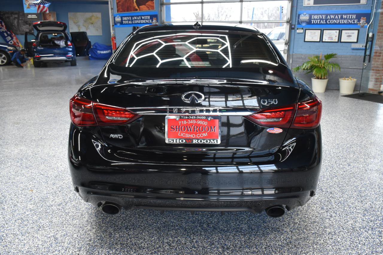 Used 2019 INFINITI Q50 Luxe w/ Essential Package (3.0T Luxe) image 12