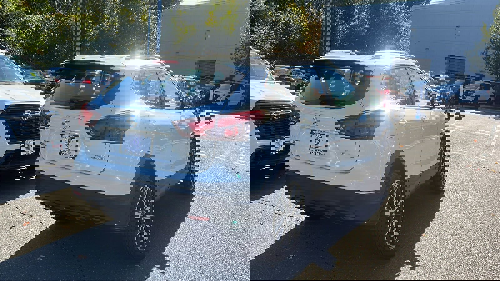 Used 2019 Nissan Rogue Sport SL w/ Premium Package image 7