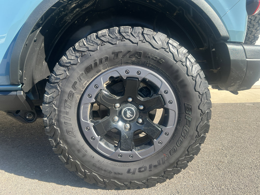 Used 2022 Ford Bronco Badlands image 8