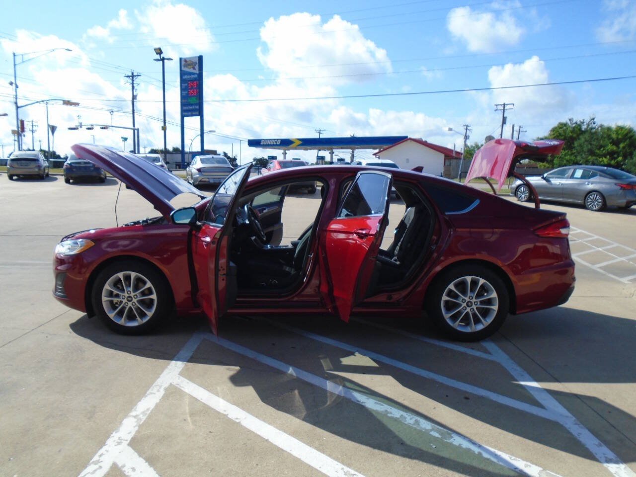 Used 2019 Ford Fusion SE FWD image 25