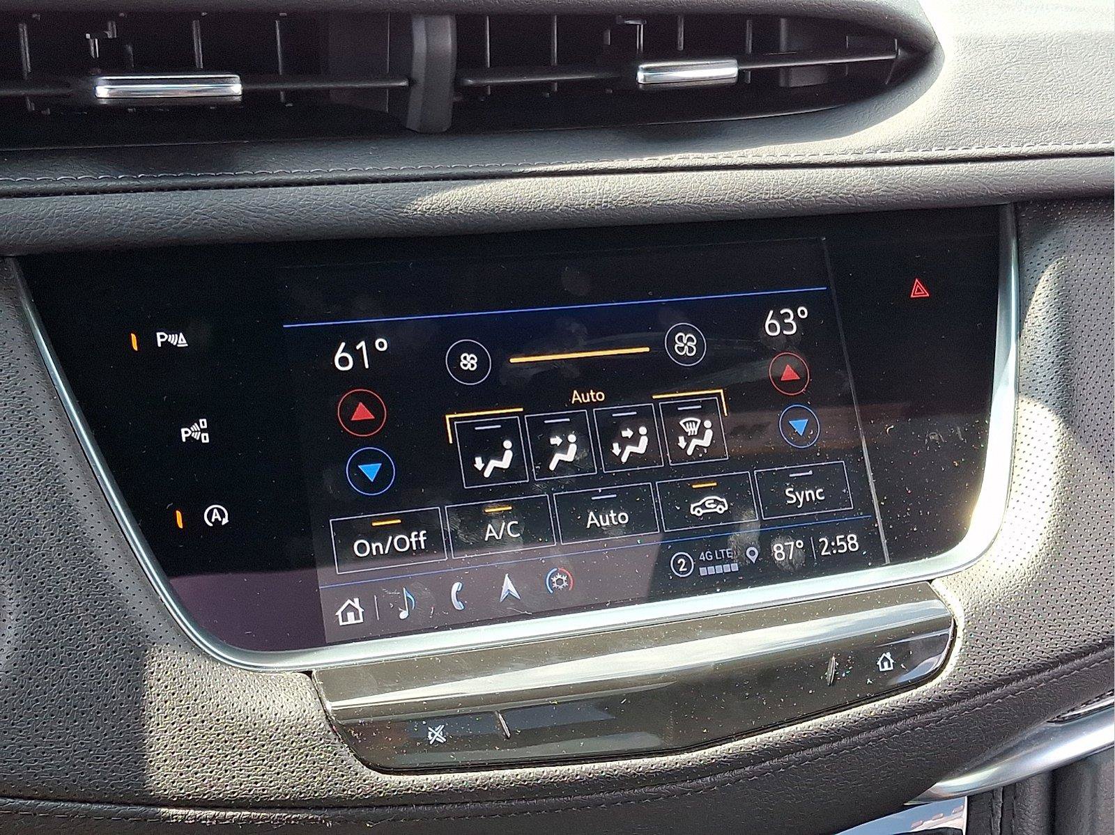 Used 2025 Cadillac XT5 Sportv w/ Technology Package AWD/4WD image 16