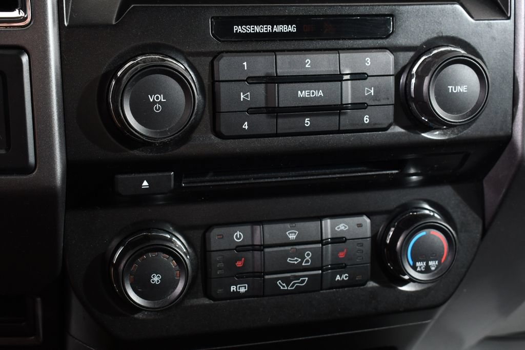 Used 2015 Ford F150 XLT w/ Equipment Group 302A Luxury AWD/4WD image 29