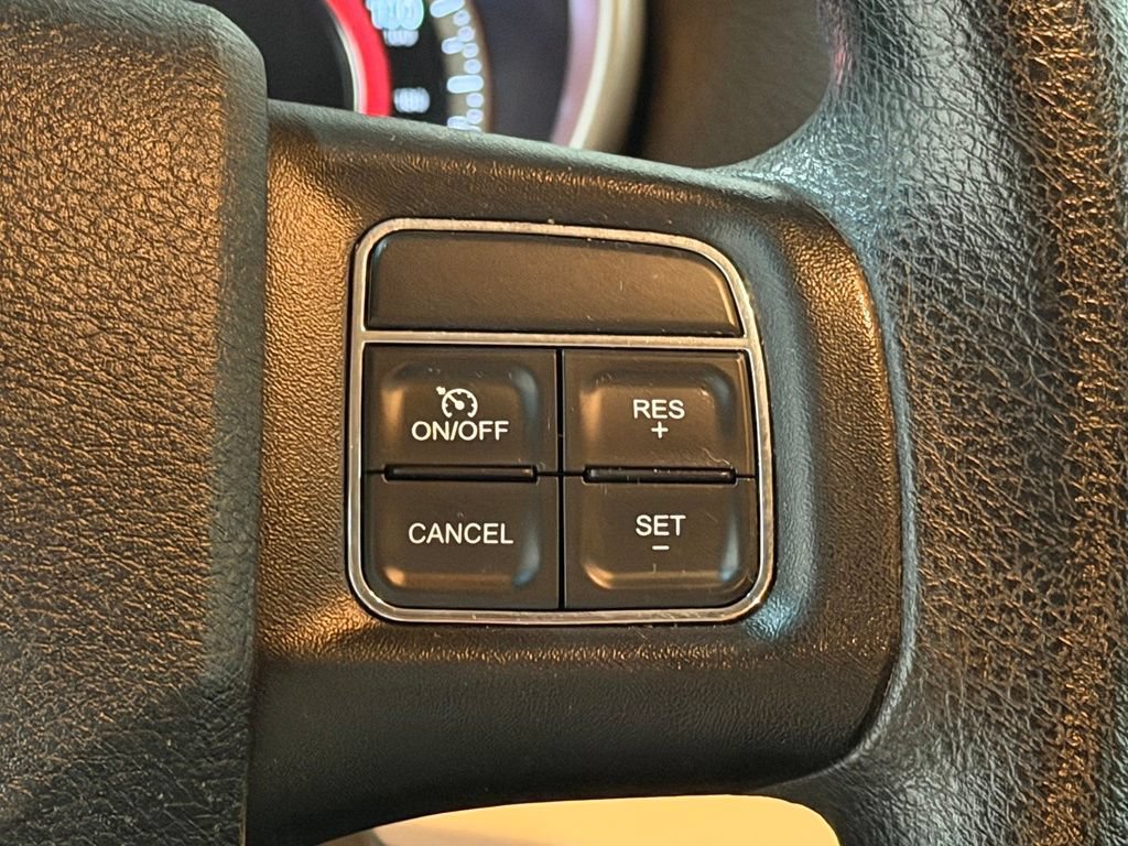 Used 2016 Dodge Journey SXT w/ Comfort/Convenience Group AWD/4WD image 32