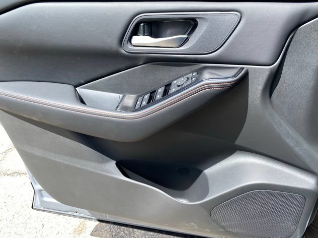 New 2026 Nissan Rogue SV AWD/4WD image 13