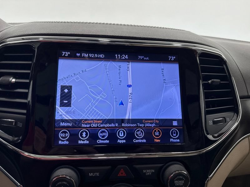 Used 2019 Jeep Grand Cherokee Overland AWD/4WD image 36