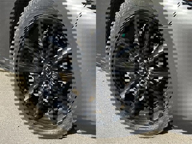 Used 2019 MAZDA MAZDA3 Hatchback w/ Premium Package image 9