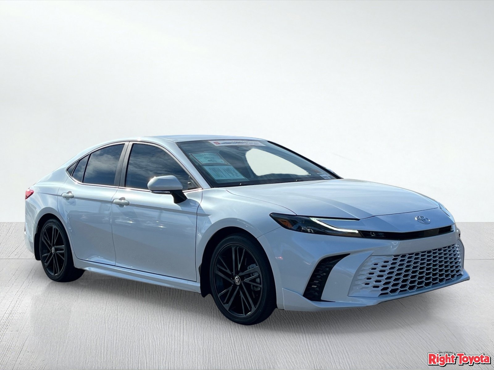 Certified 2026 Toyota Camry XSE FWD image 9