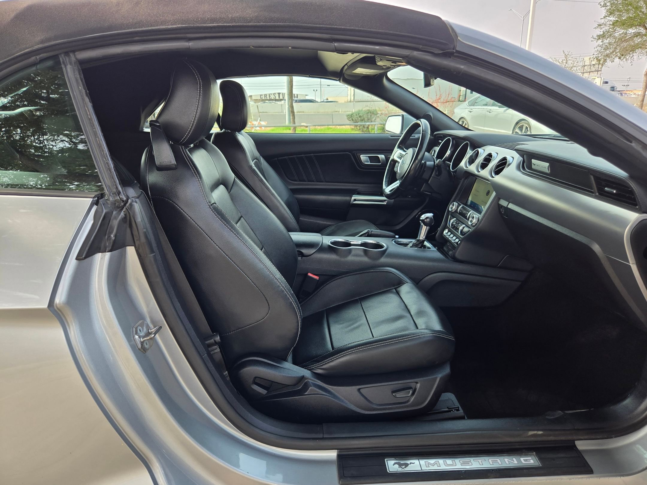 Used 2021 Ford Mustang Premium RWD image 22