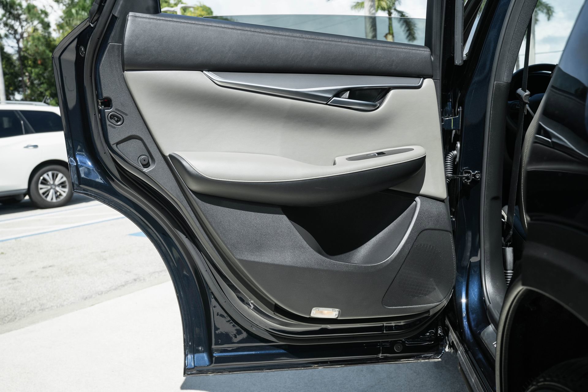 Used 2025 INFINITI QX50 Luxe image 28
