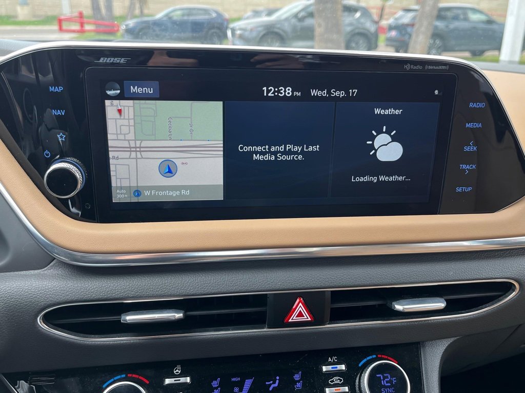 Used 2021 Hyundai Sonata Limited w/ Preferred Accessory Package image 14