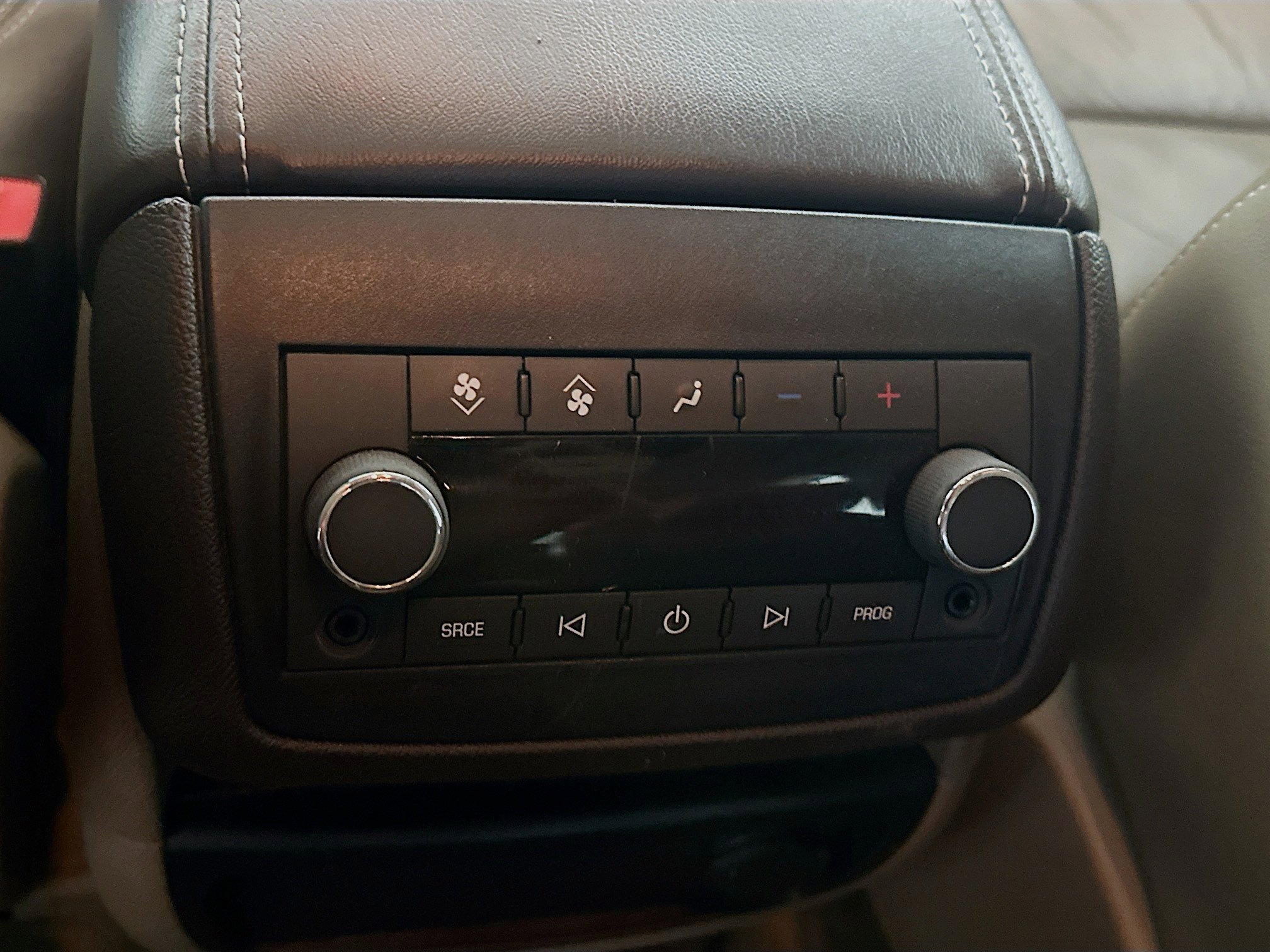 Used 2016 GMC Acadia Denali FWD image 29