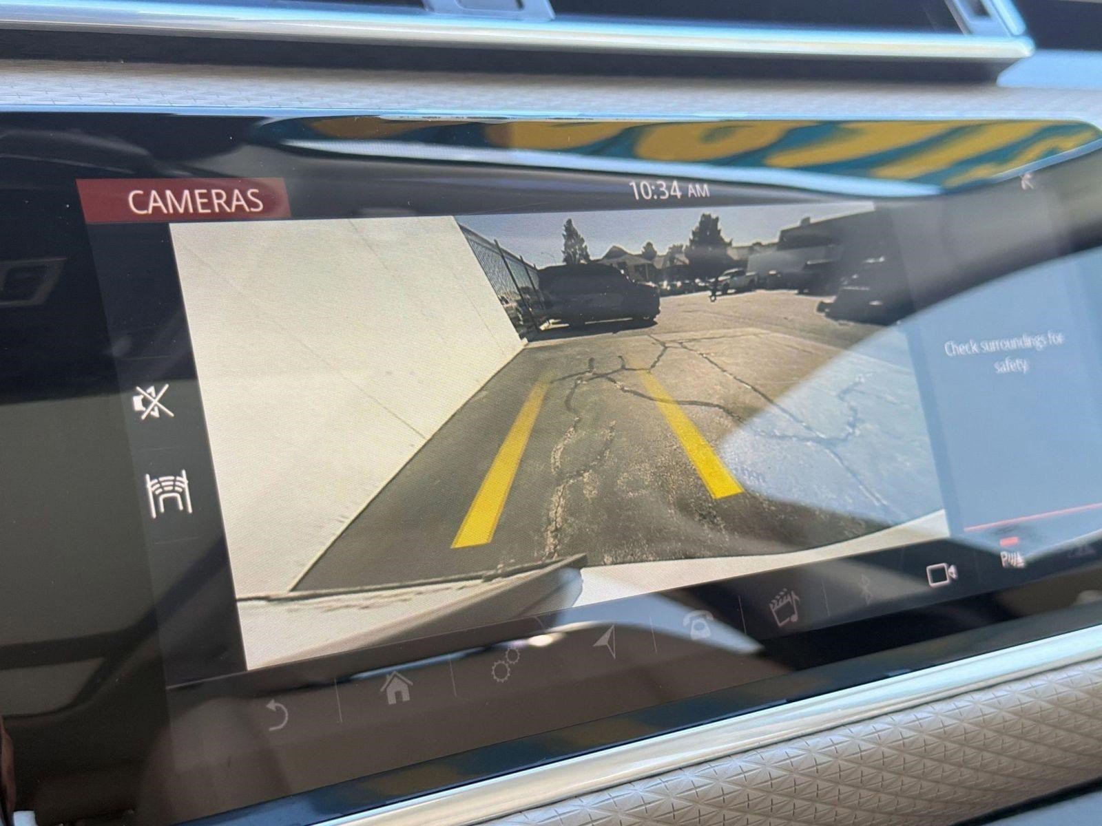 Used 2018 Land Rover Range Rover Velar S image 25