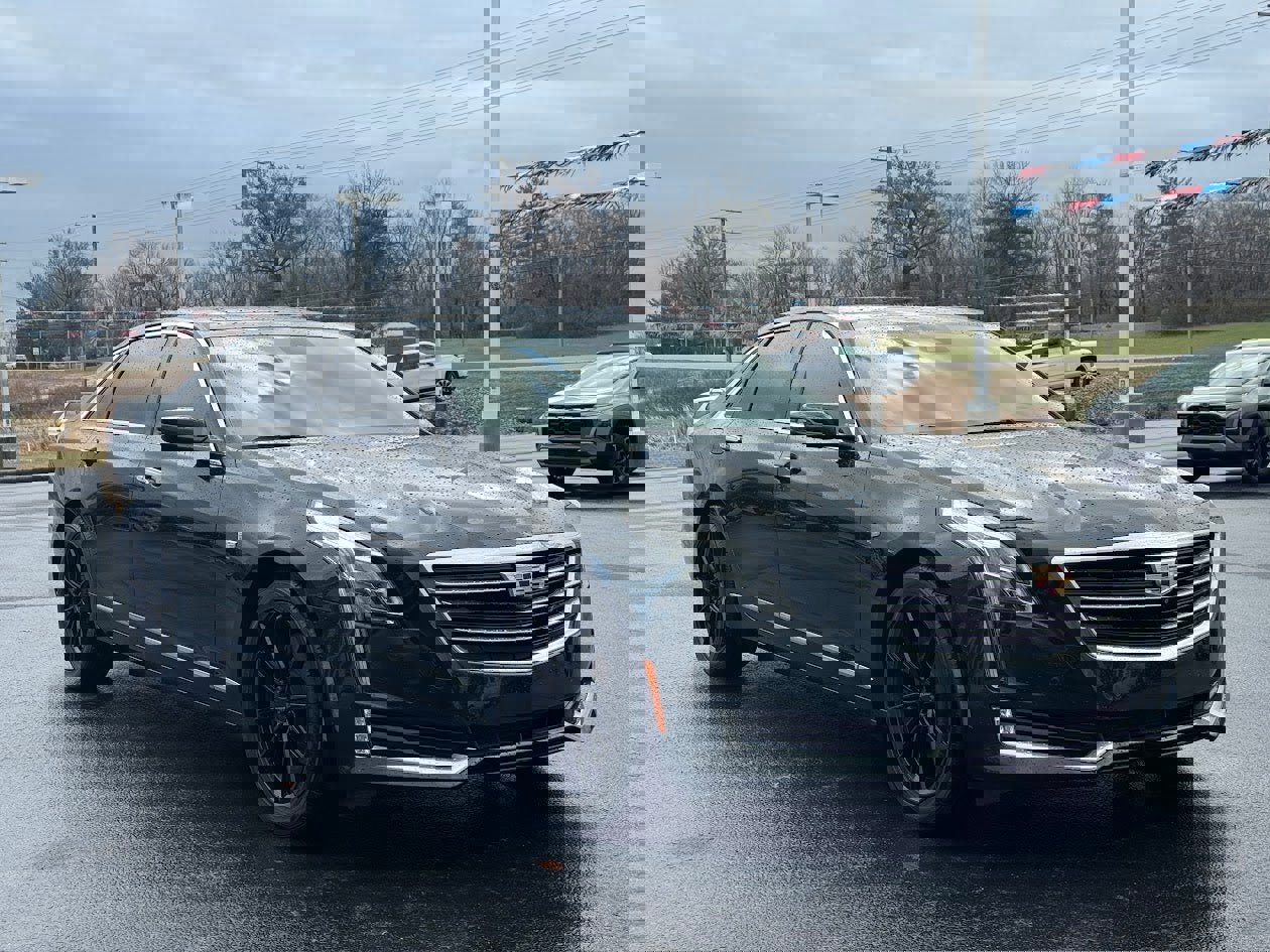 Used 2017 Cadillac CT6 Luxury image 3