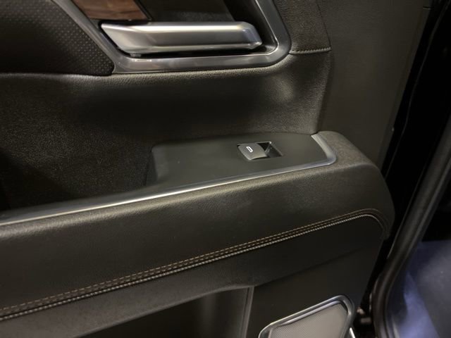 Used 2024 Chevrolet Silverado 3500 High Country w/ High Country Premium Package image 71